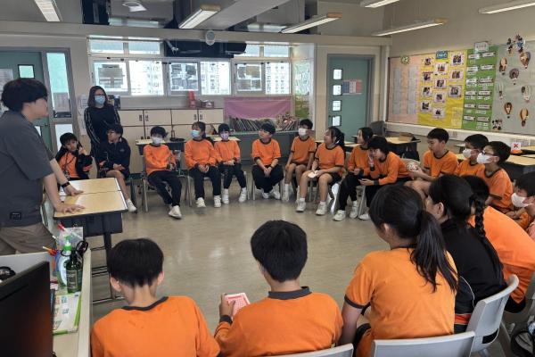 在學校進行綵排