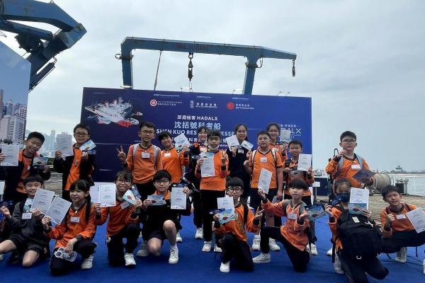 完成任務後的大合照