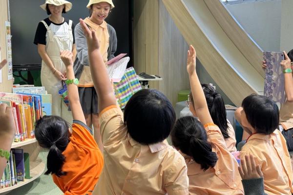 小一同學好高興