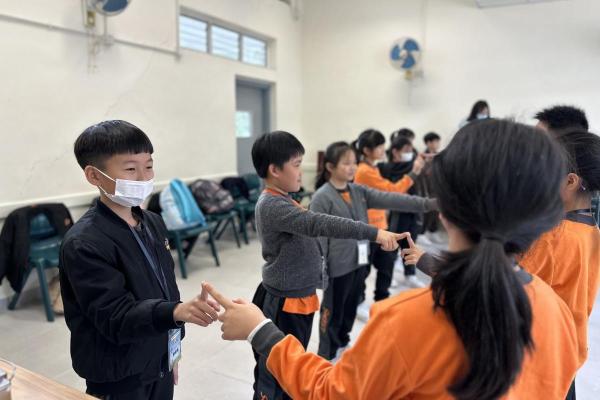 熱身活動 - 鏡子遊戲